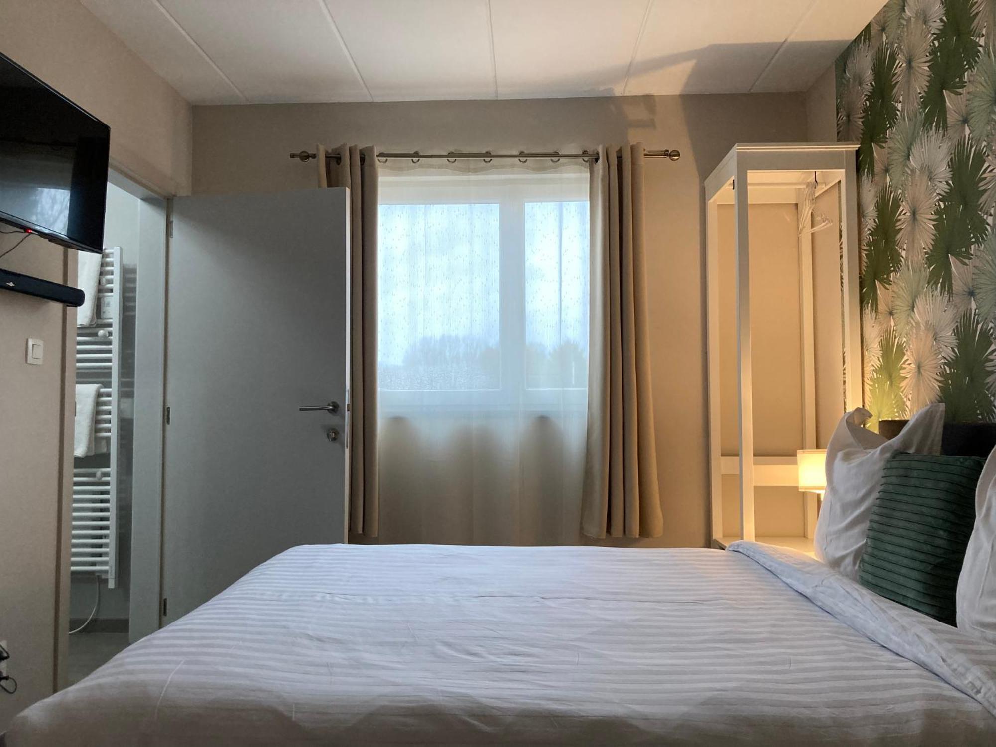 Hotel Cote Grange Tournai Exterior foto