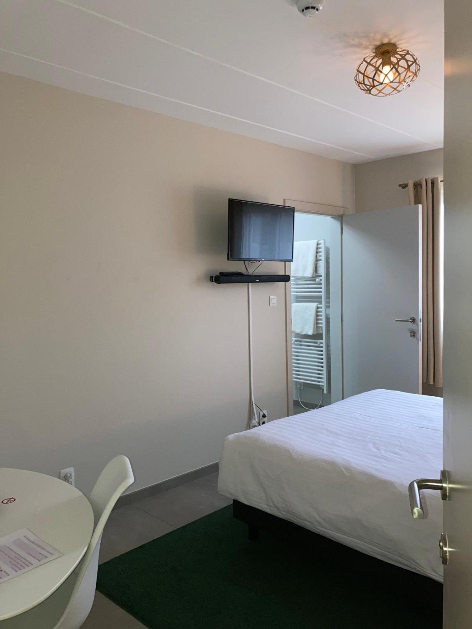Hotel Cote Grange Tournai Exterior foto